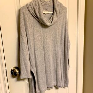 Lou & Grey tunic top